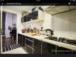 Emerald Park (D3), Condominium #182286382